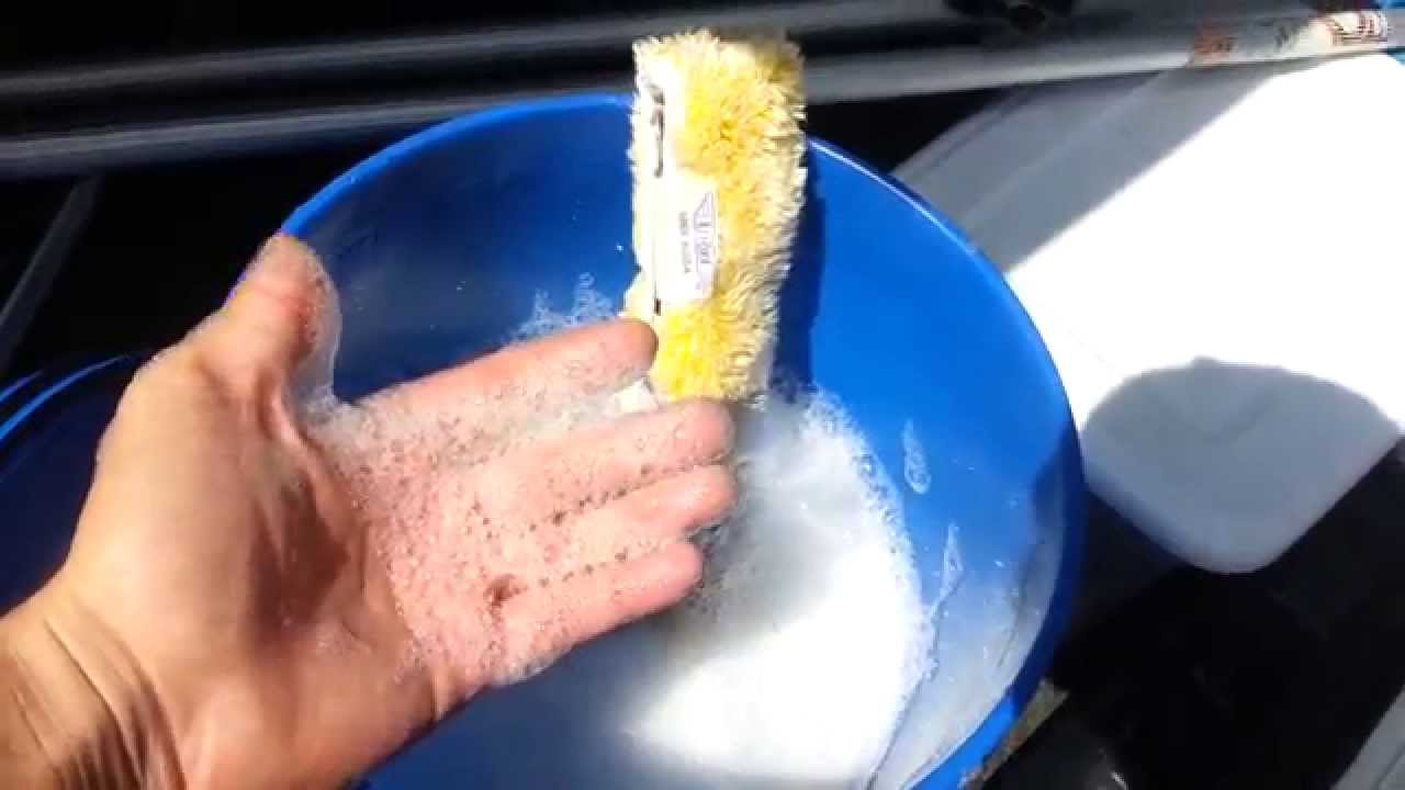 Best Window Cleaning Solution Water / Soap Ratio - YouTube