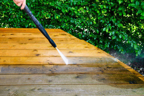 Power Wash Deck Stock Photos, Pictures & Royalty-Free Images - iStock